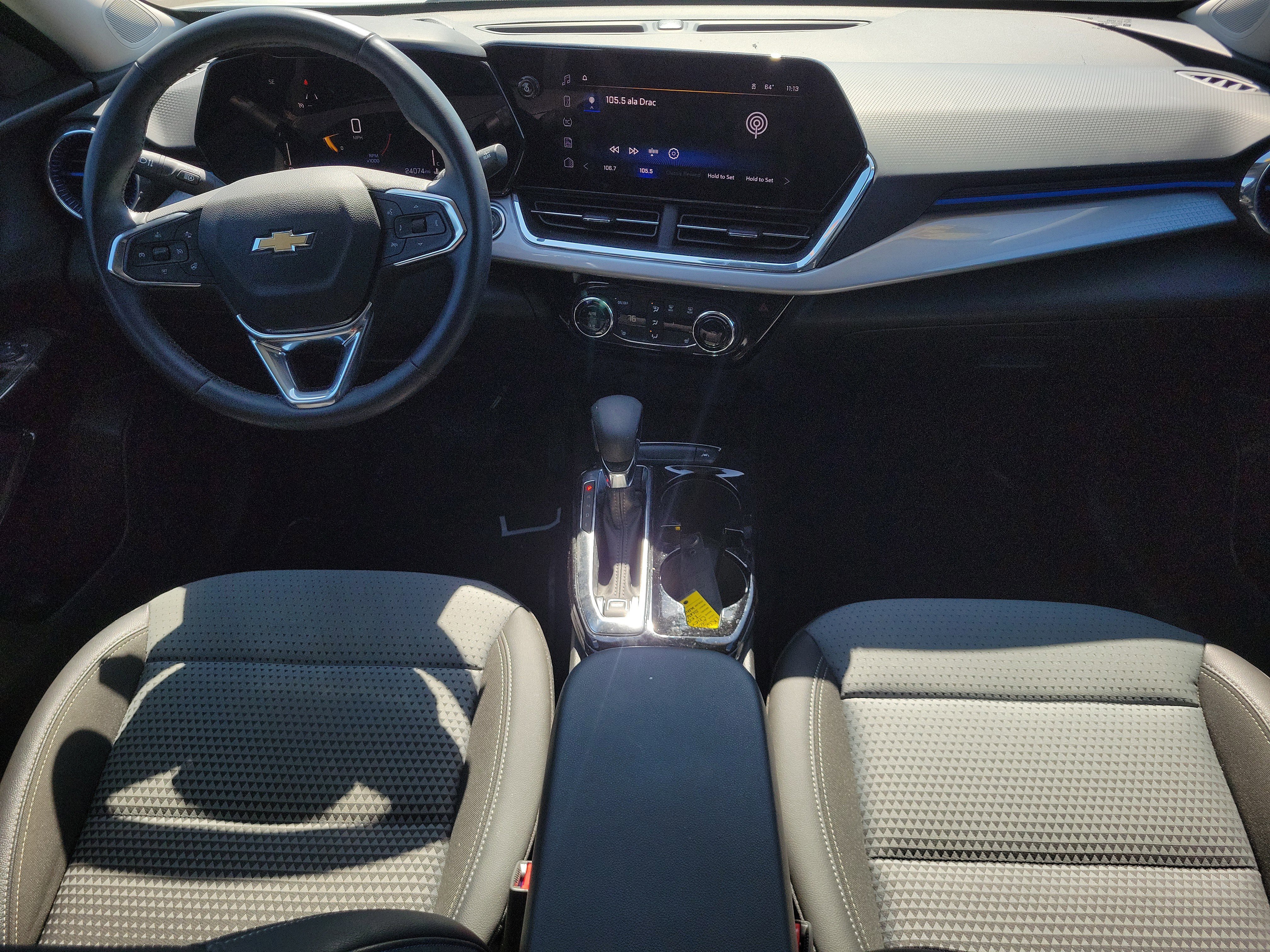 Used 2024 Chevrolet Trax LT w/ Driver Confidence Package FWD image 12