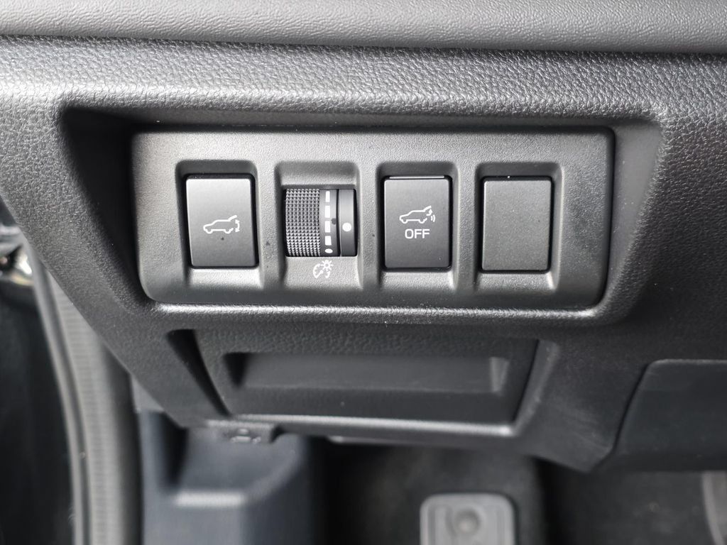 Used 2021 Subaru Outback Onyx Edition XT AWD/4WD image 24