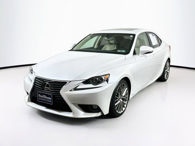 Used 2016 Lexus IS 300 AWD image 3