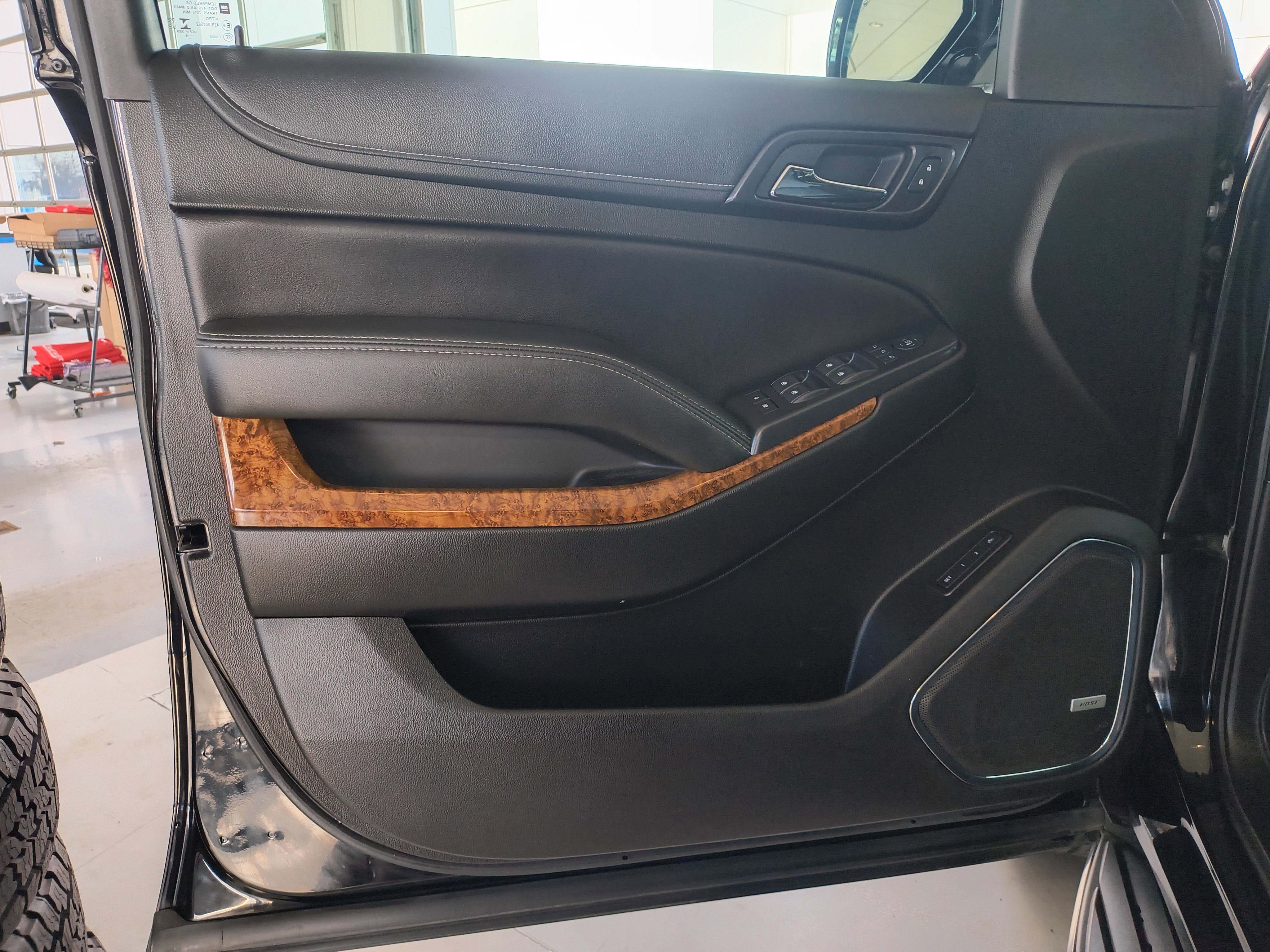 Used 2018 Chevrolet Tahoe Premier image 19