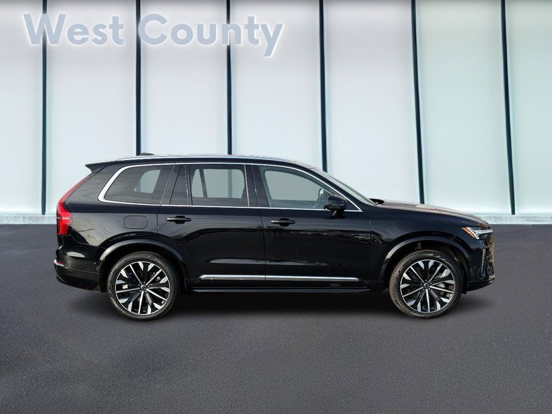 Certified 2025 Volvo XC90 B5 Plus image 2