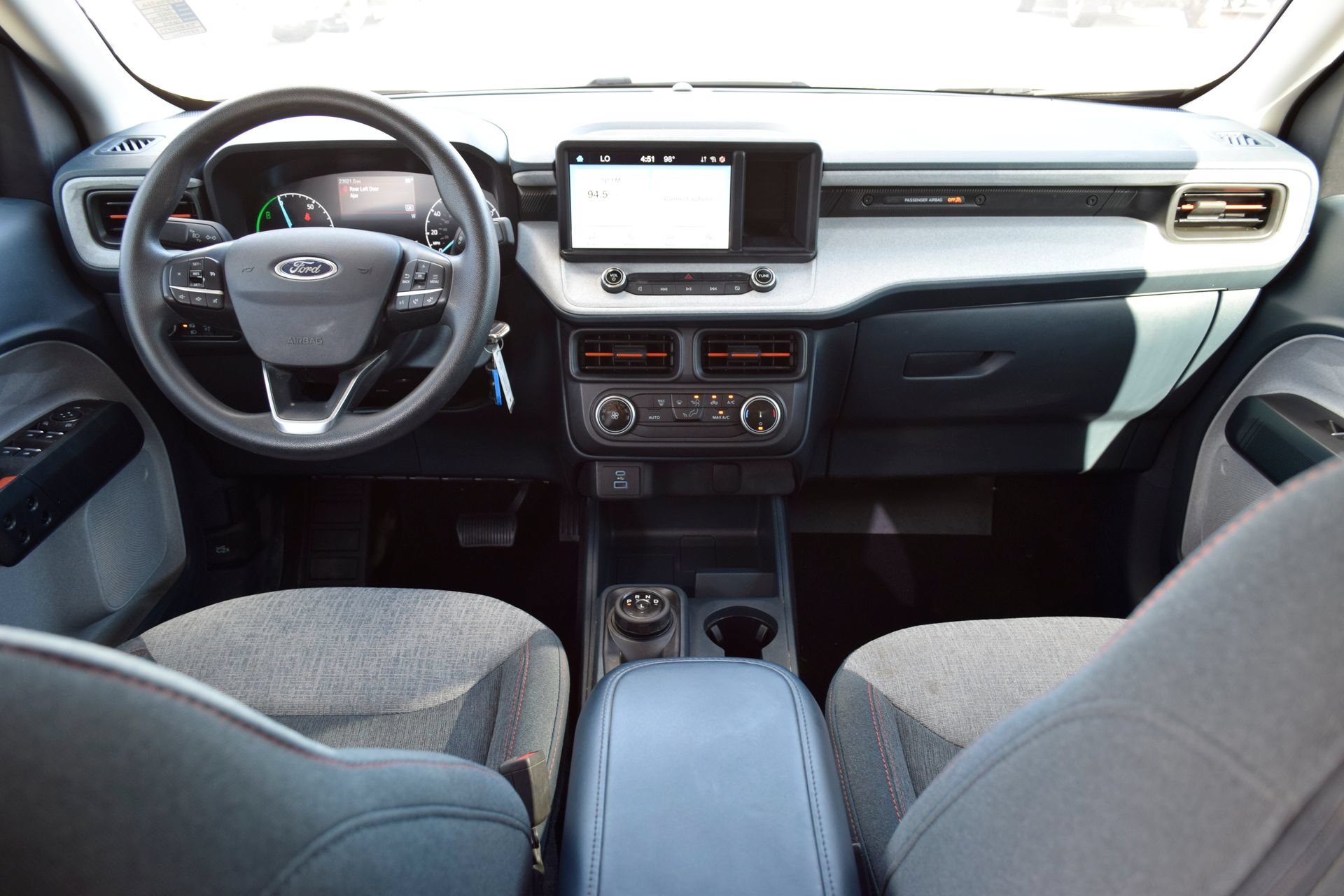 Used 2024 Ford Maverick XLT FWD image 5