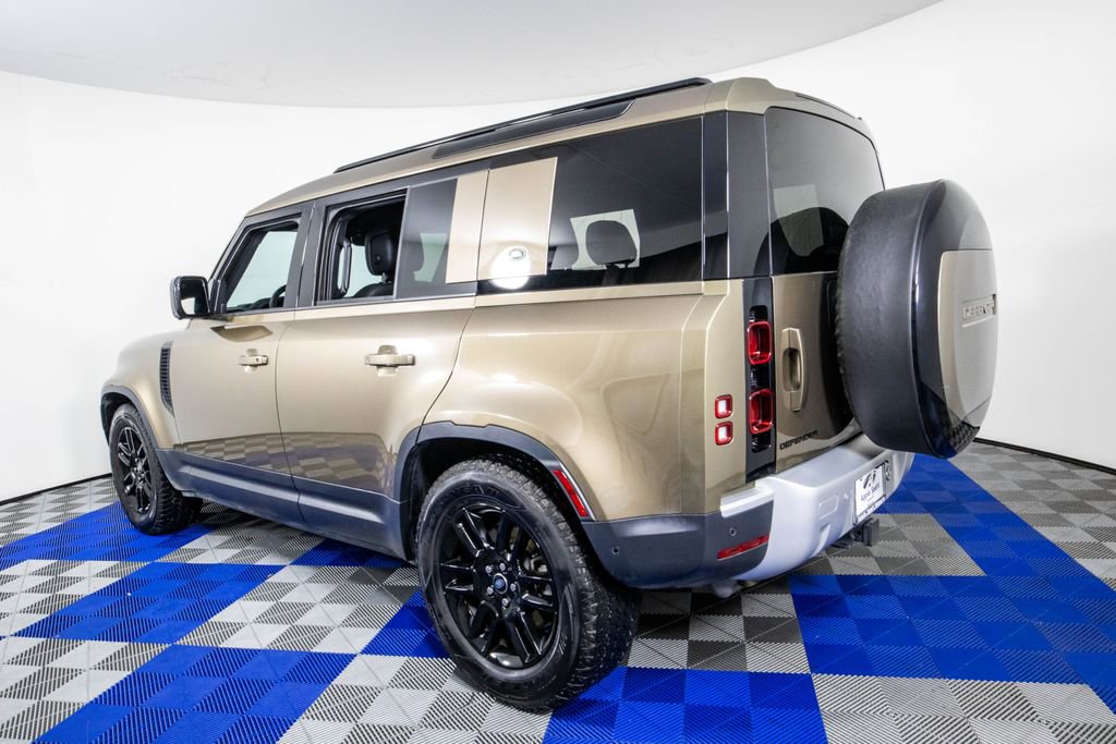 Used 2024 Land Rover Defender 110 S AWD/4WD image 7