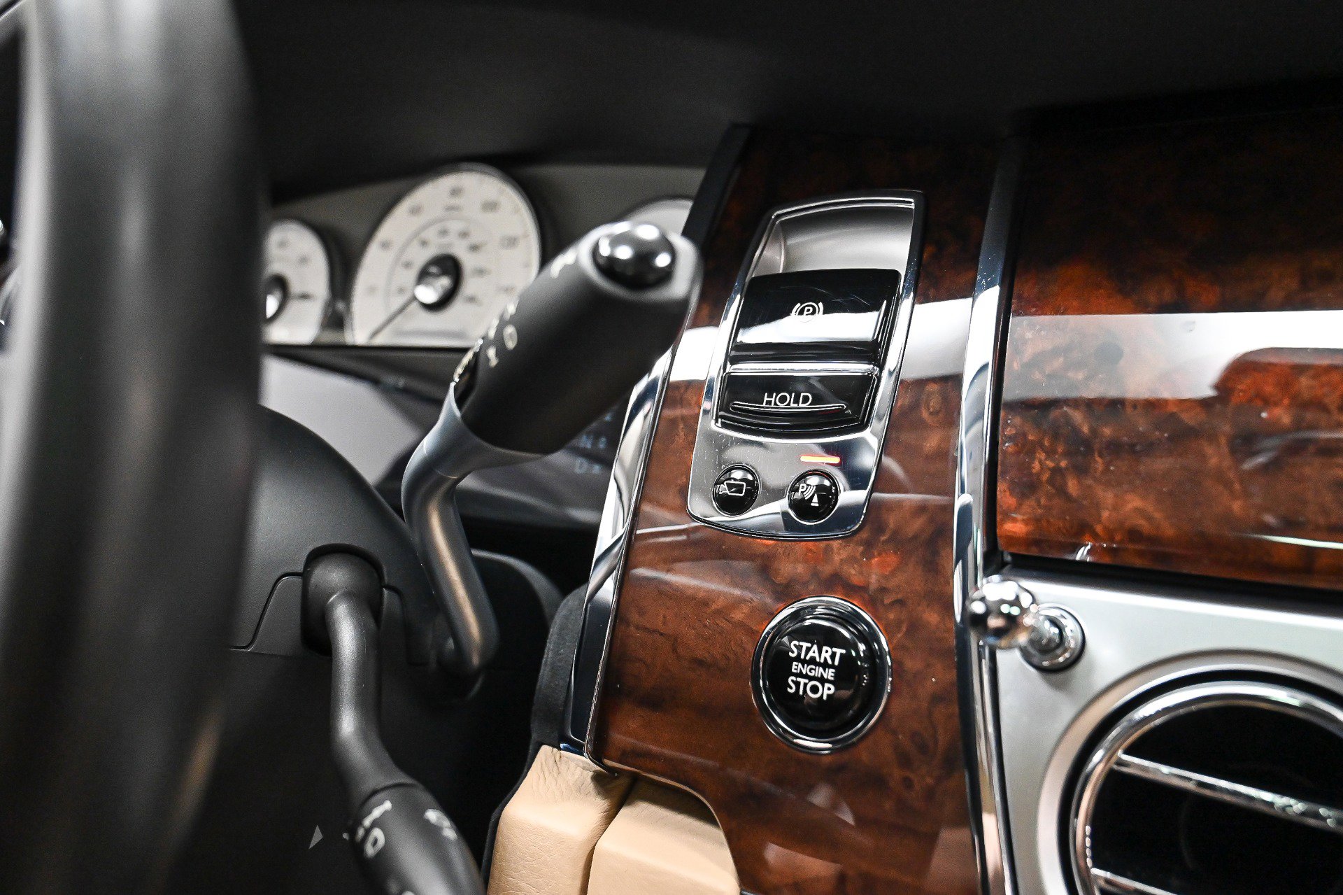 Used 2017 Rolls-Royce Ghost image 46