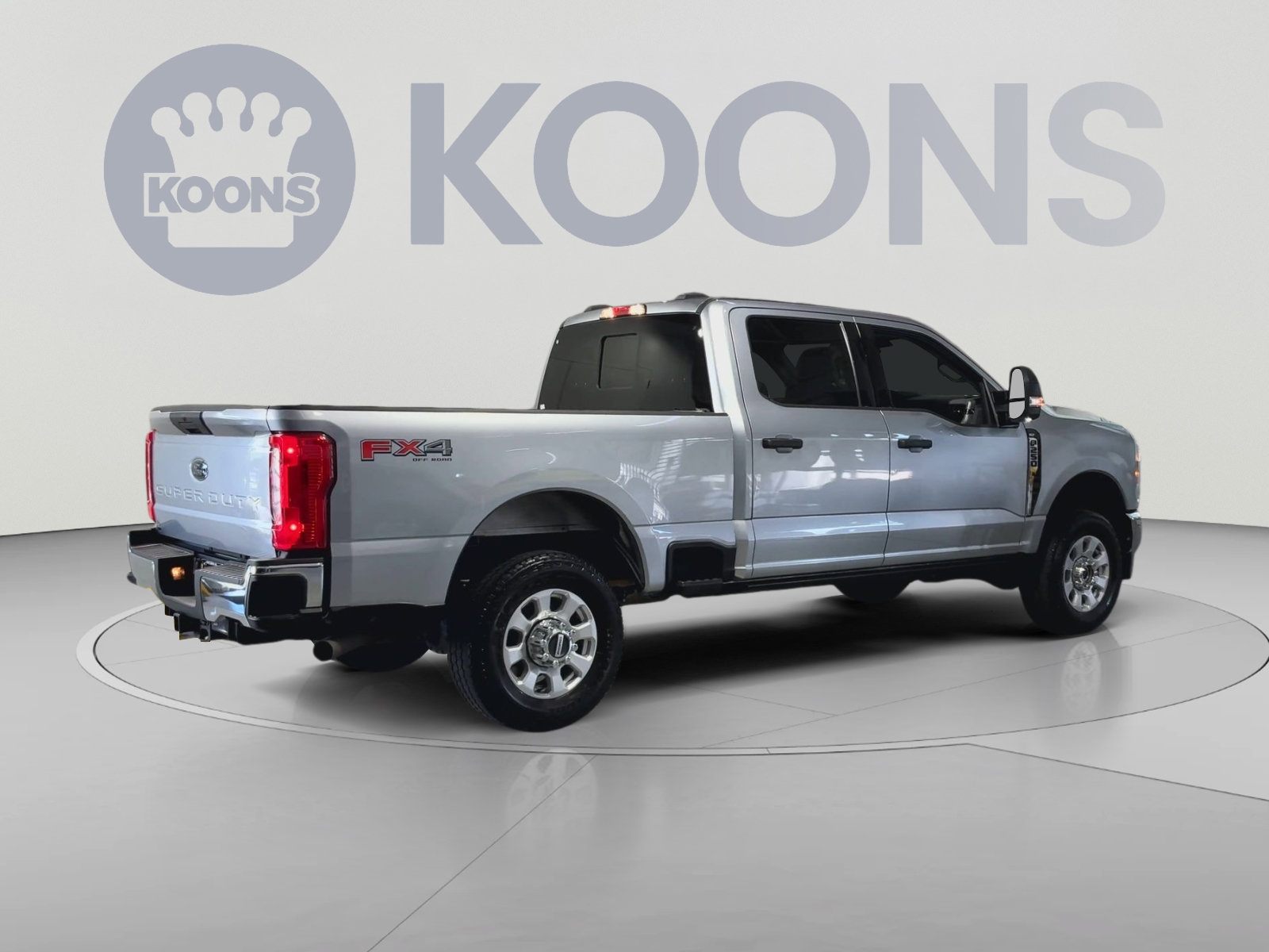 Used 2024 Ford F250 XLT w/ FX4 Off-Road Package AWD/4WD image 11