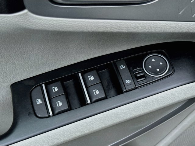 Certified 2023 Kia Soul LX FWD image 17