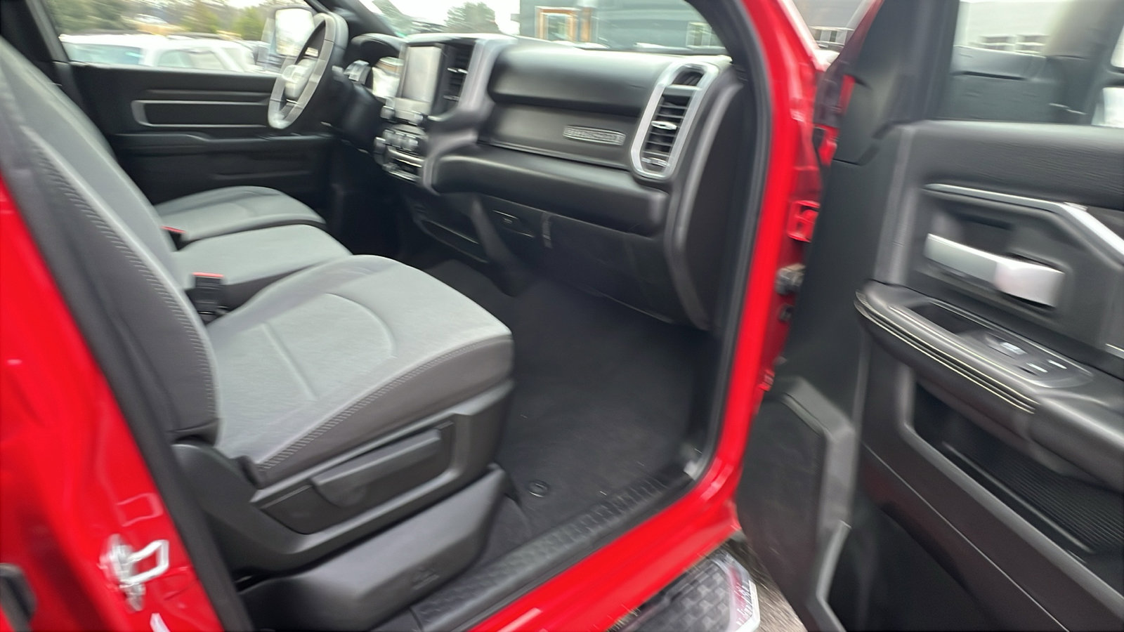 Used 2024 RAM 2500 Big Horn w/ Bed Utility Group image 20