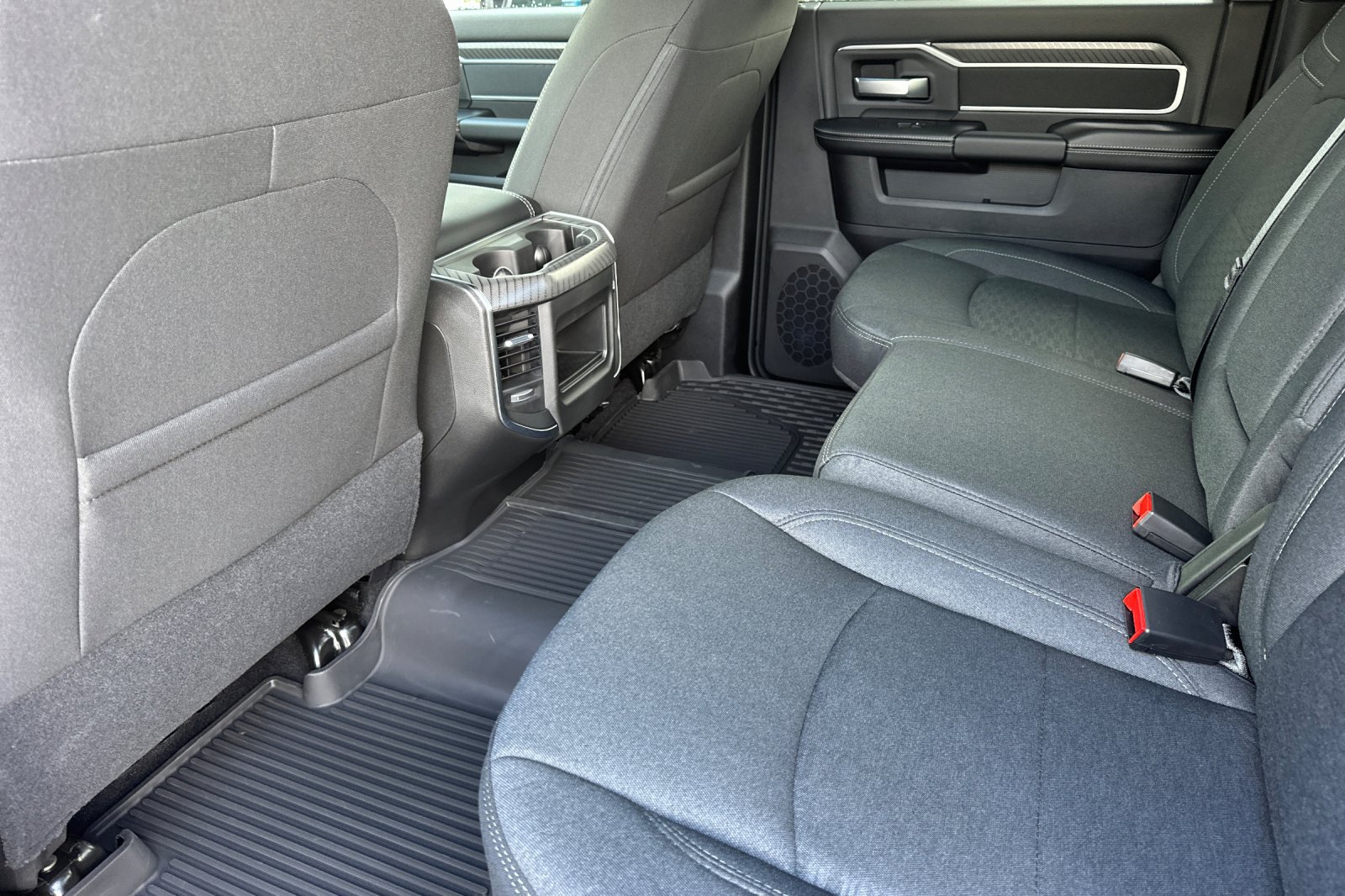 New 2026 RAM 3500 Big Horn AWD/4WD image 12