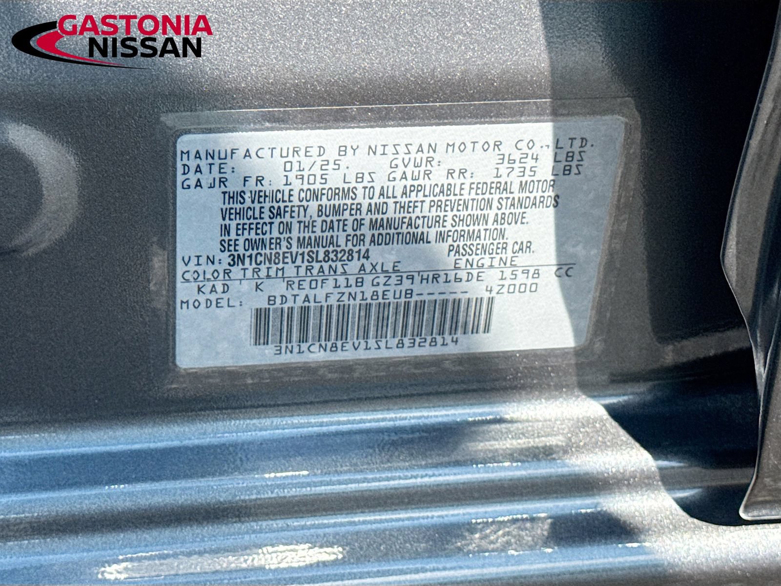 Used 2025 Nissan Versa SV FWD image 39
