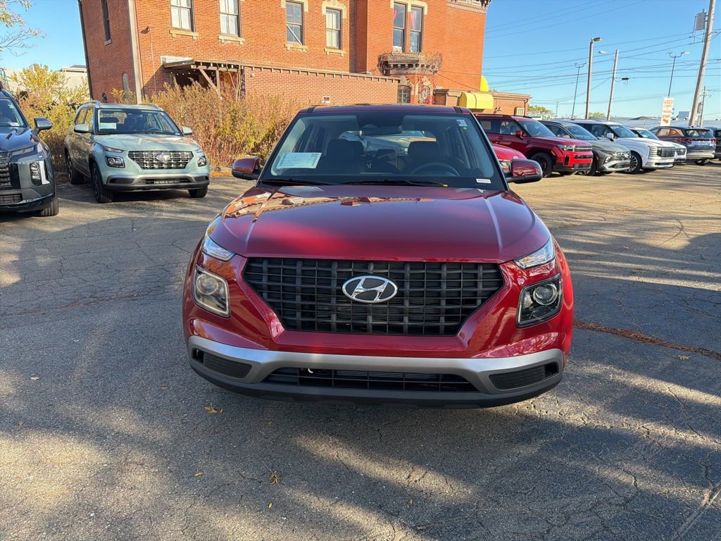 New 2026 Hyundai Venue SE FWD image 2