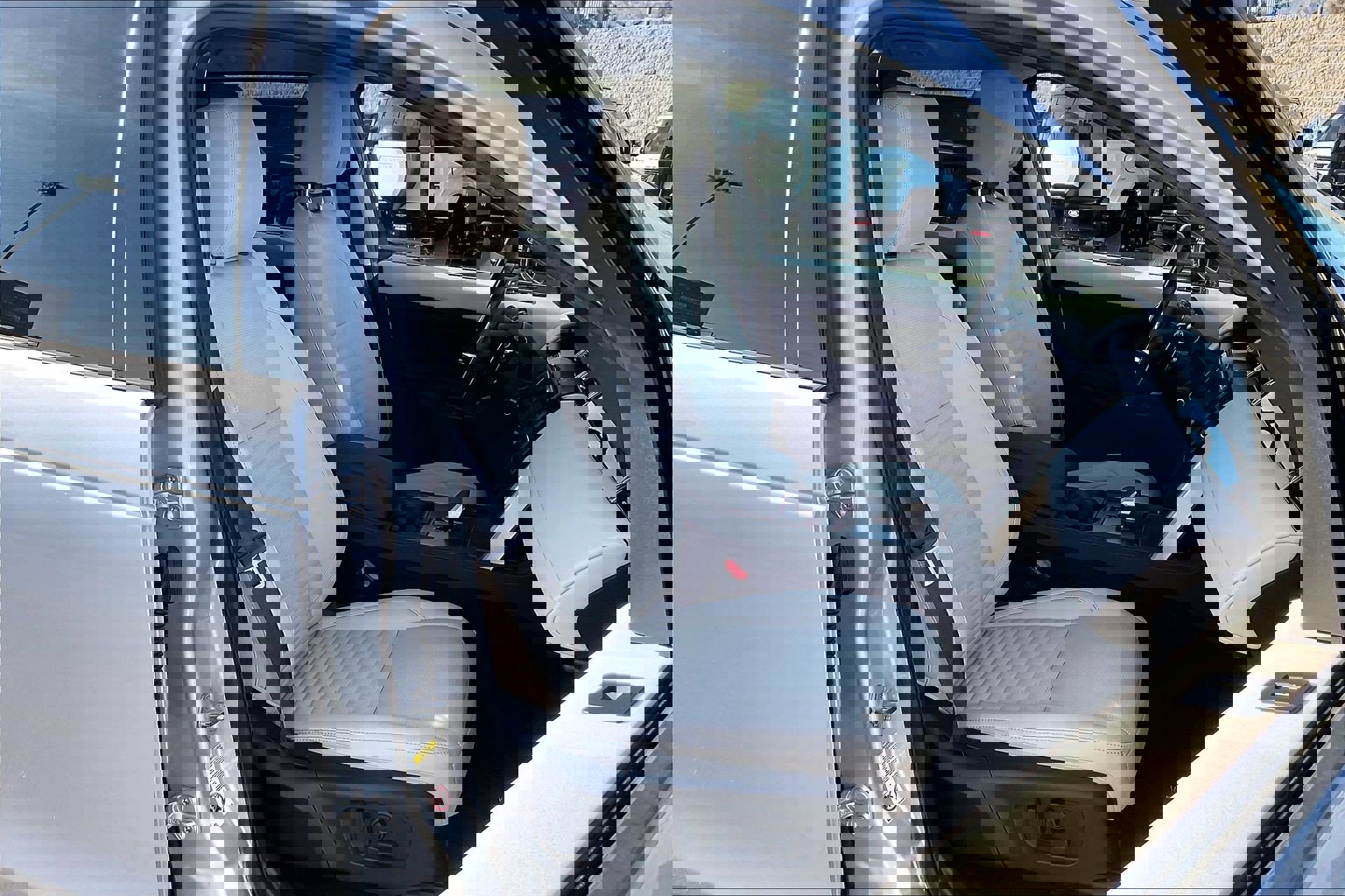 Used 2024 Land Rover Discovery Sport S AWD/4WD image 7