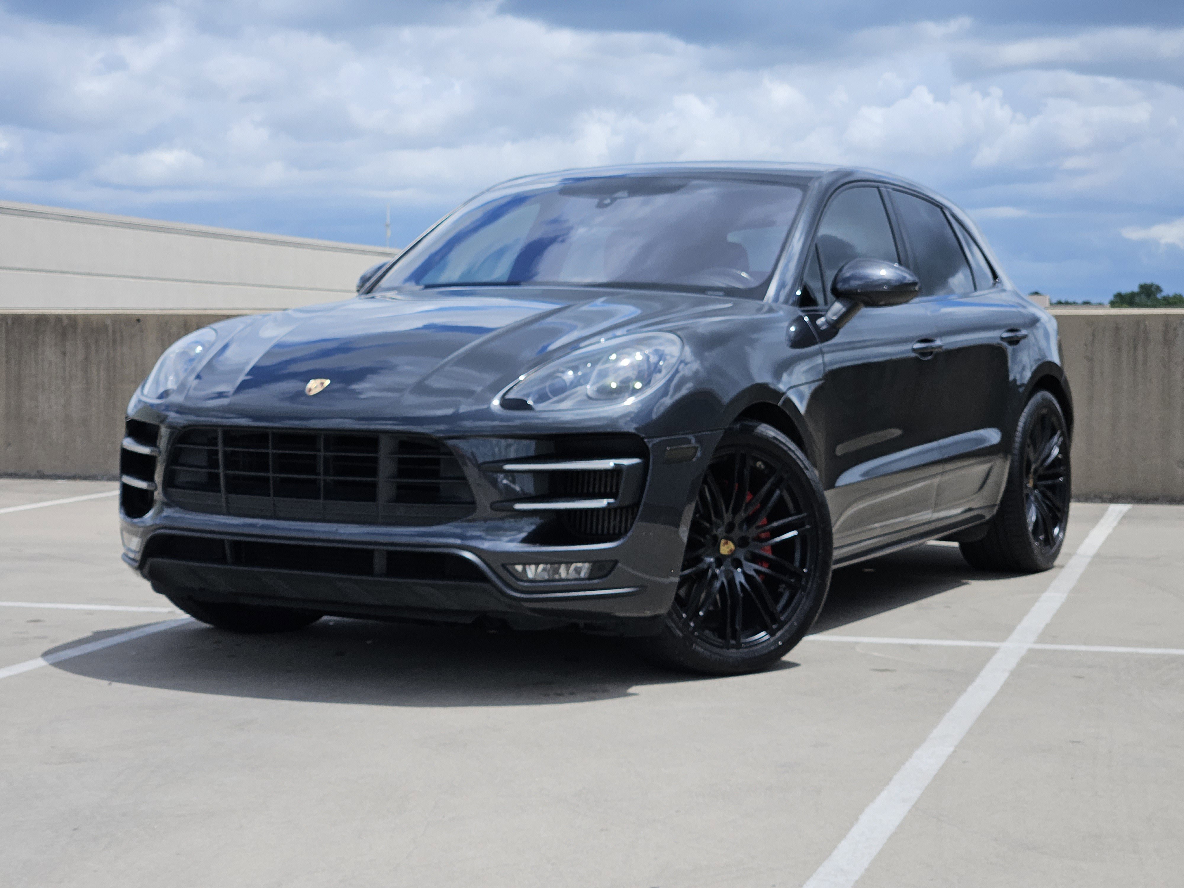 Used 2017 Porsche Macan Turbo AWD/4WD image 1