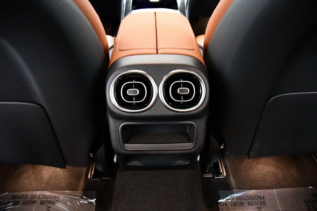New 2026 Mercedes-Benz GLC 43 AMG 4MATIC image 16