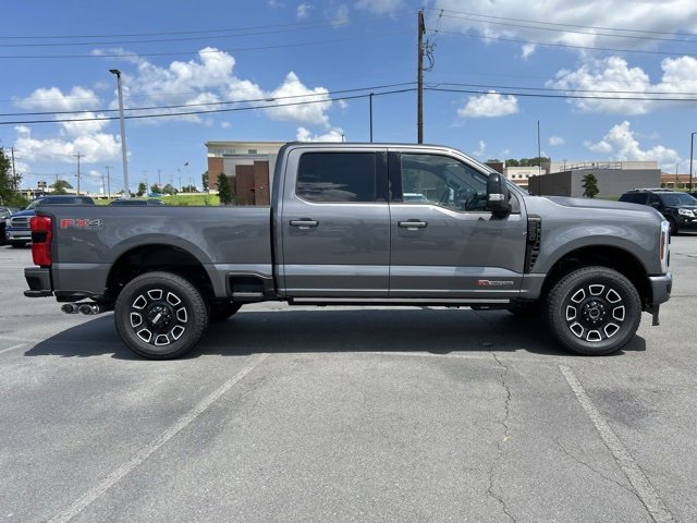 New 2025 Ford F250 Platinum image 9