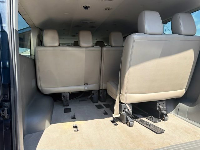 Used 2018 Nissan NV 3500 SL RWD image 15