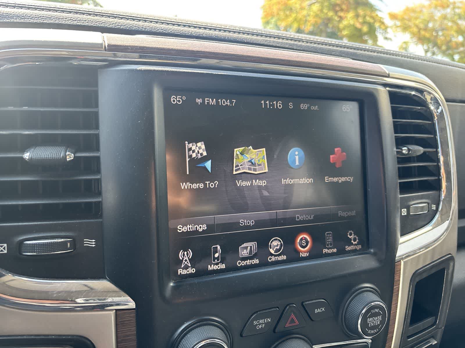 Used 2014 RAM 1500 Laramie w/ Trailer Tow Group AWD/4WD image 15