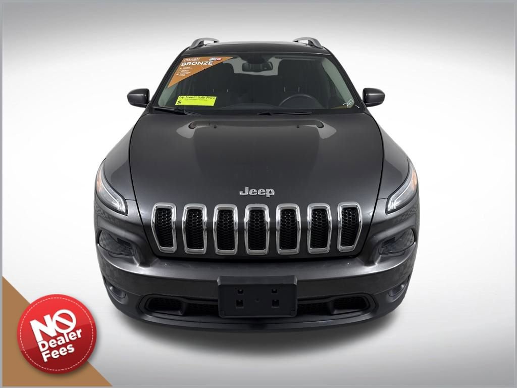 Used 2017 Jeep Cherokee Latitude w/ Comfort/Convenience Group image 9