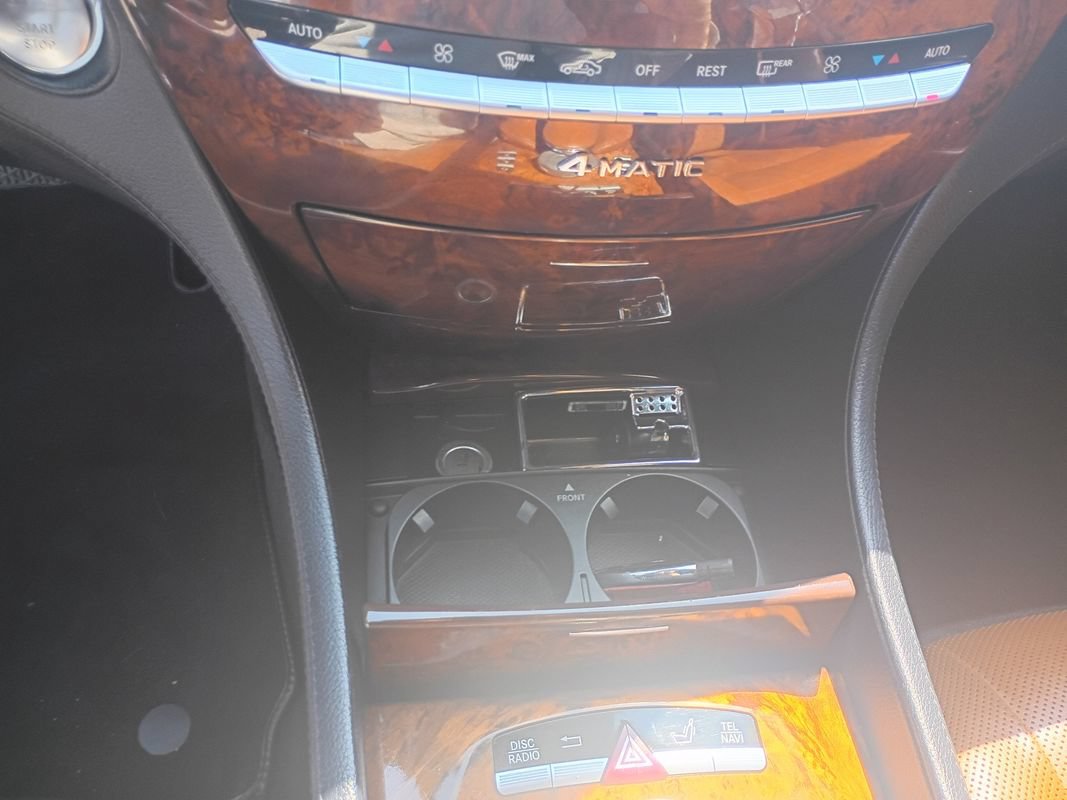 Used 2013 Mercedes-Benz CL 550 4MATIC image 31