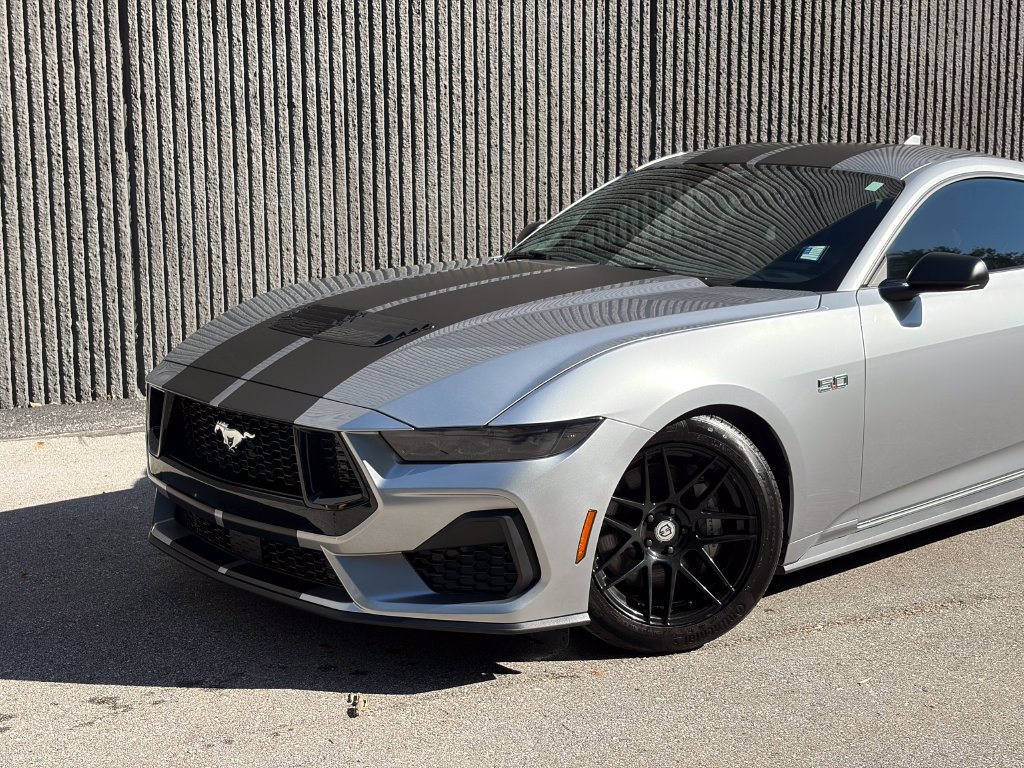 Certified 2025 Ford Mustang GT RWD image 2