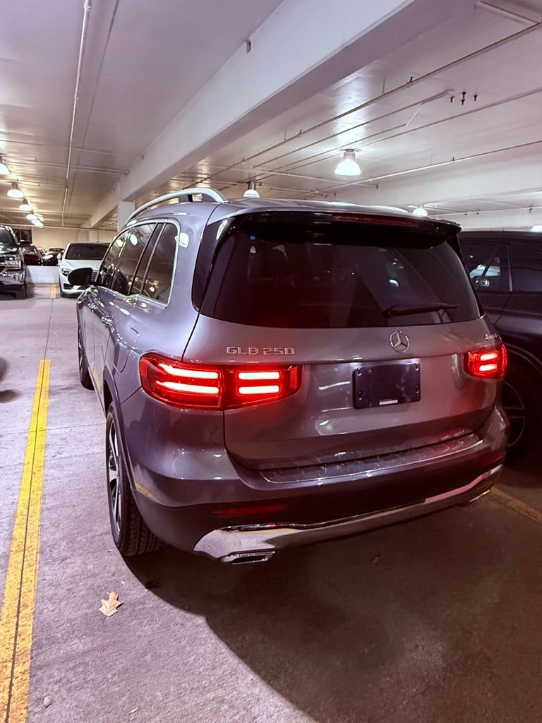 Certified 2026 Mercedes-Benz GLB 250 4MATIC image 2