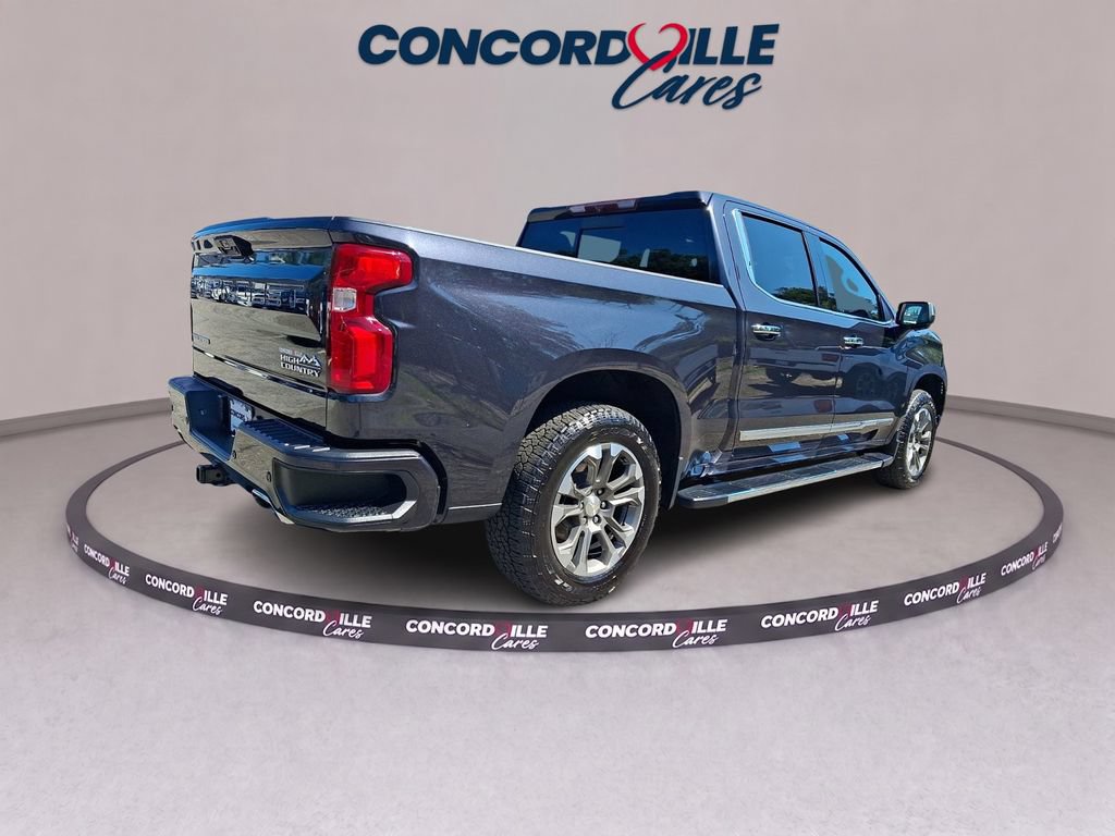 Used 2022 Chevrolet Silverado 1500 High Country w/ Z71 Off-Road Package AWD/4WD image 6