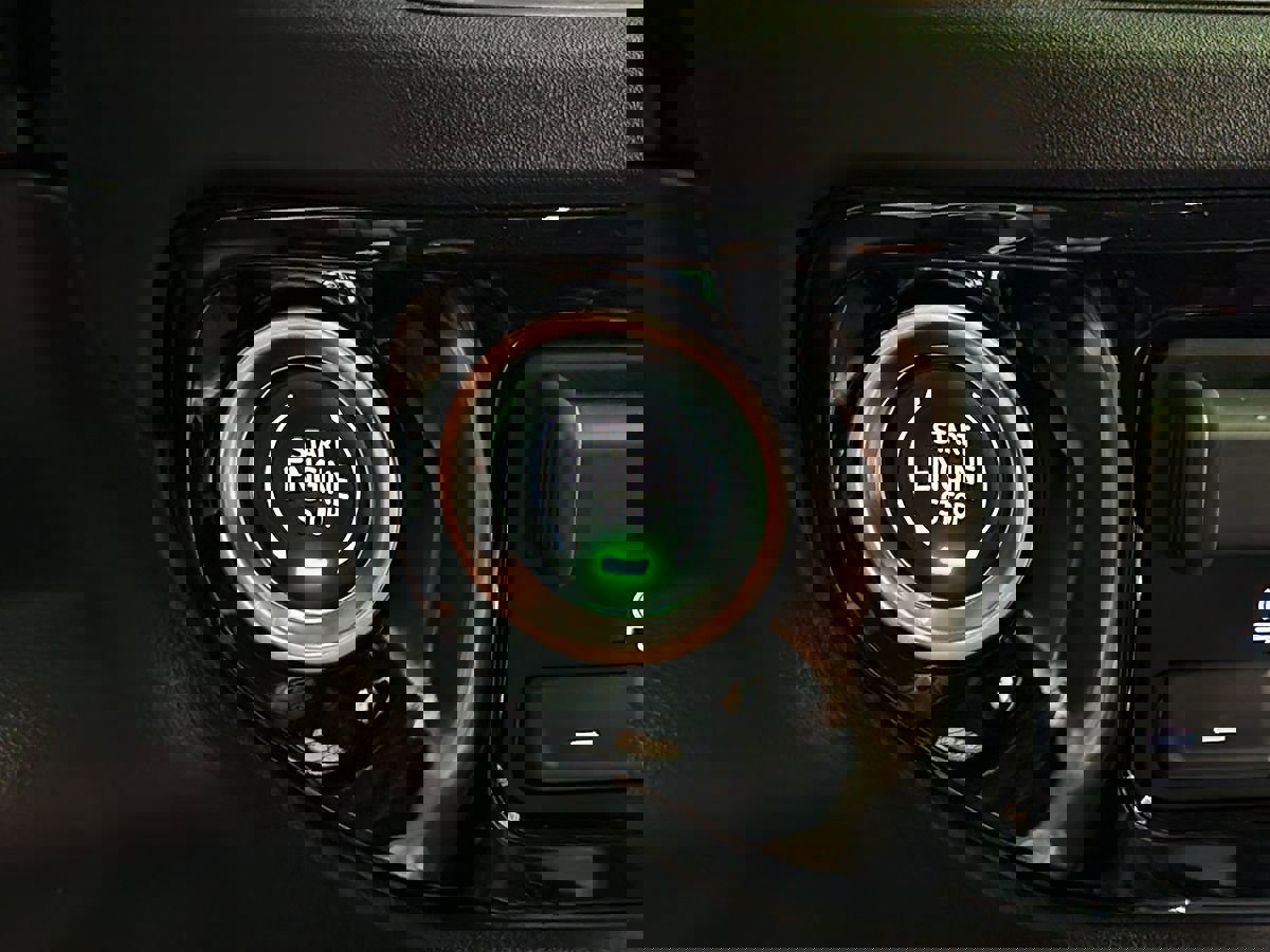 Used 2025 Chevrolet Silverado 1500 LT Trail Boss w/ Convenience Package II image 44