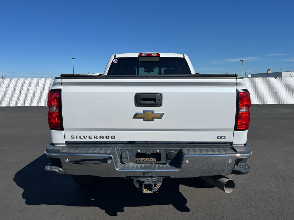 Used 2019 Chevrolet Silverado 3500 LTZ w/ LTZ Plus Package AWD/4WD image 7