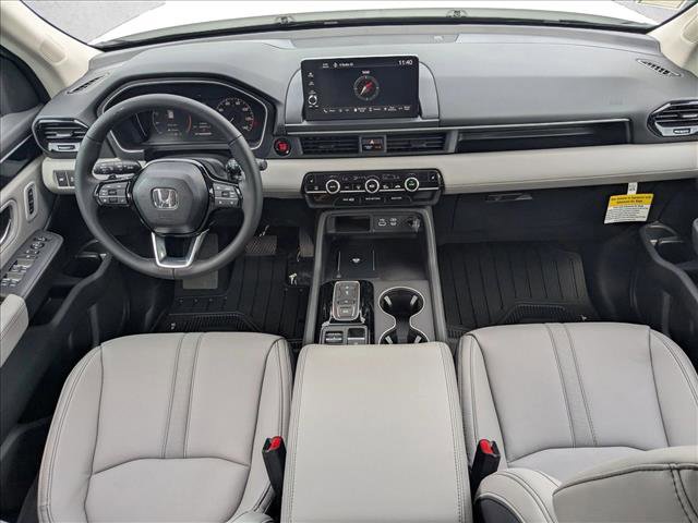 New 2025 Honda Pilot EX-L image 13