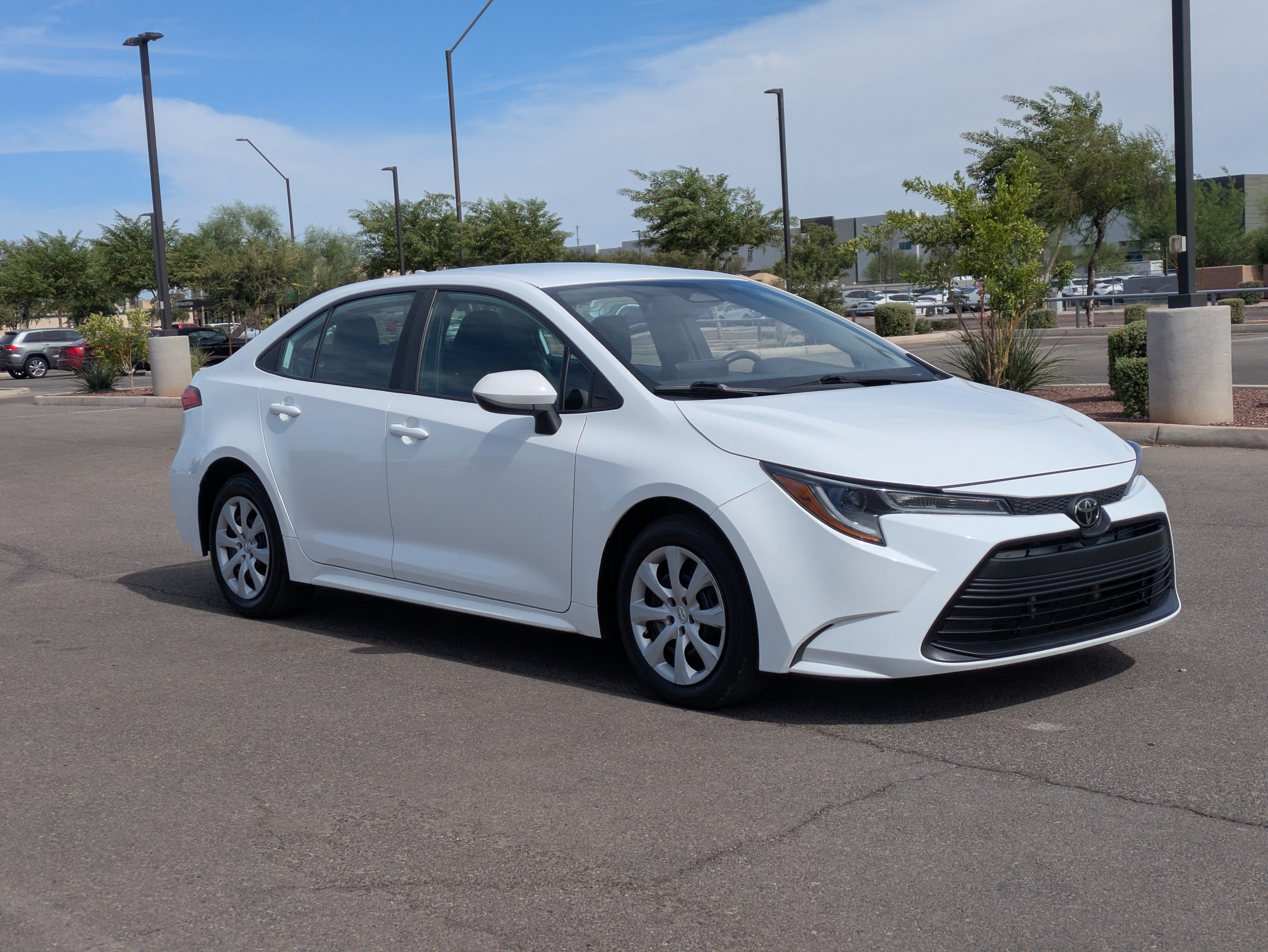Used 2024 Toyota Corolla LE FWD image 7