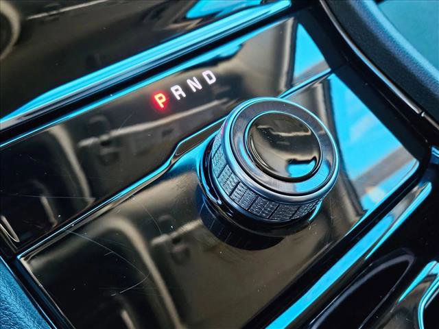 Used 2023 Jeep Grand Cherokee Laredo w/ Luxury Tech Group I image 12