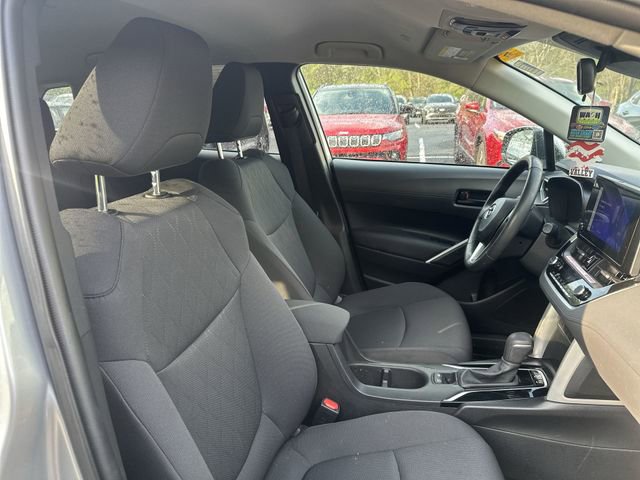 Used 2023 Toyota Corolla Cross LE AWD/4WD image 28