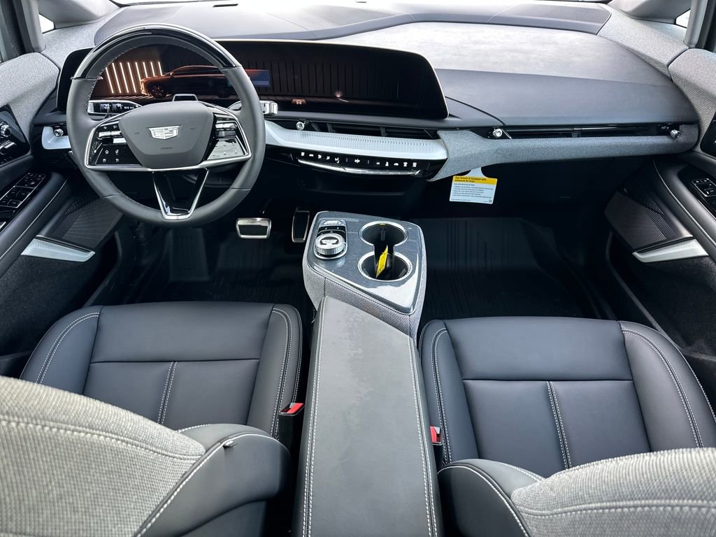 New 2026 Cadillac Optiq Luxury 1 image 10