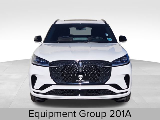Certified 2025 Lincoln Aviator Reserve w/ Equipment Group 201A image 3