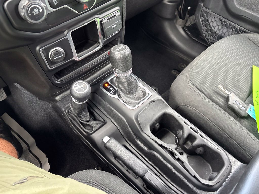 Used 2019 Jeep Wrangler Sport AWD/4WD image 20