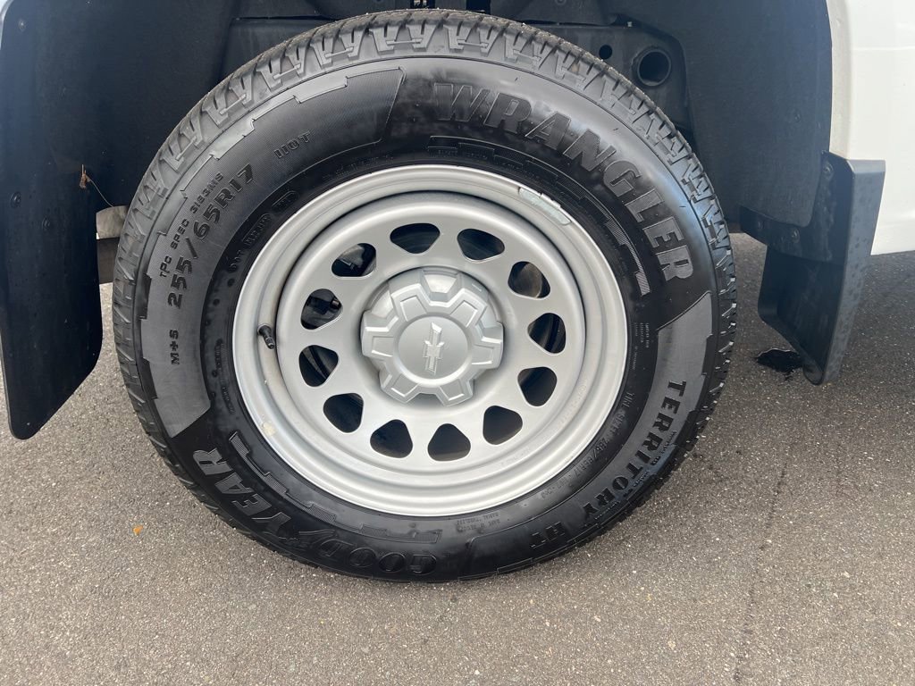 Used 2025 Chevrolet Colorado W/T image 42