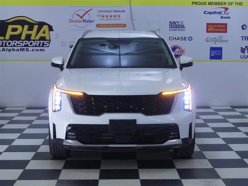 Used 2025 Kia Sorento EX FWD image 2