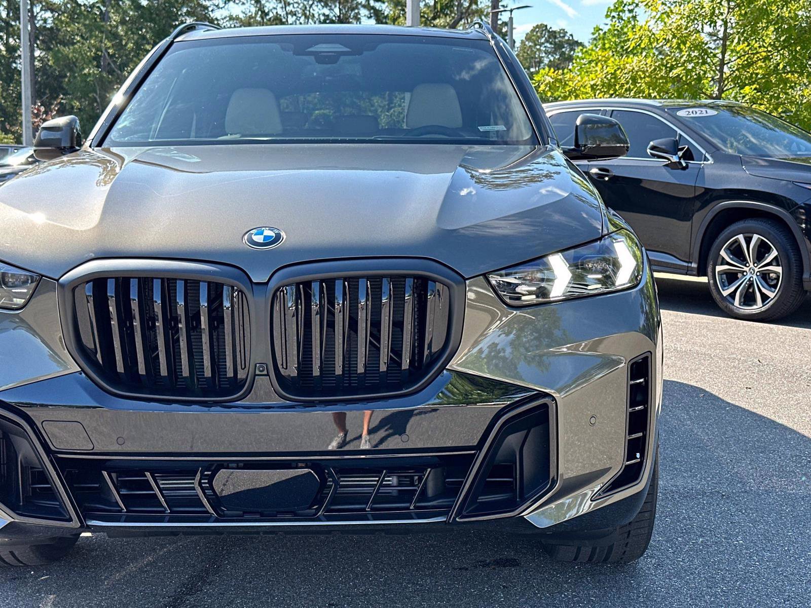 New 2026 BMW X5 xDrive40i w/ Executive Package image 9