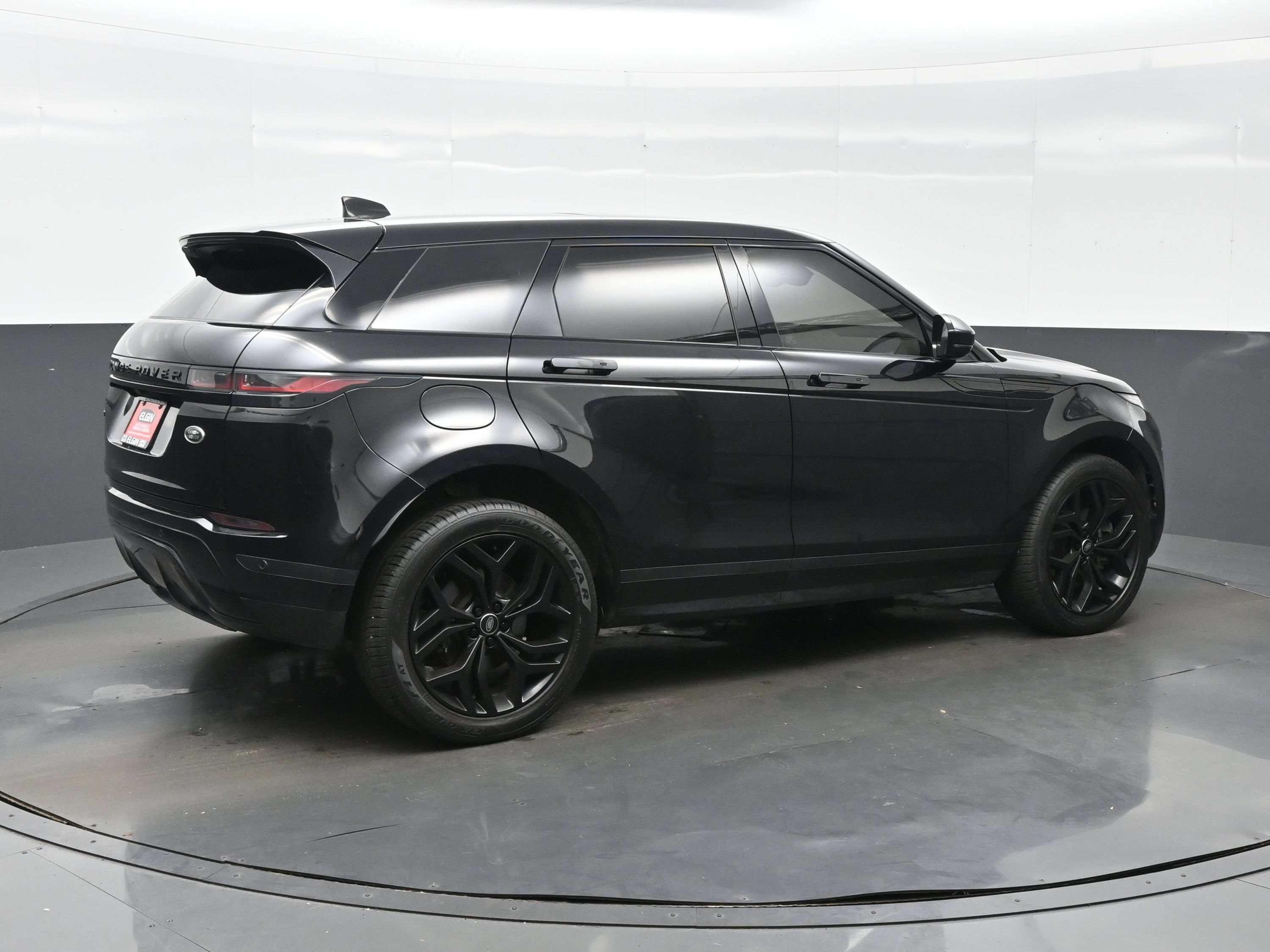 Used 2023 Land Rover Range Rover Evoque SE AWD/4WD image 6