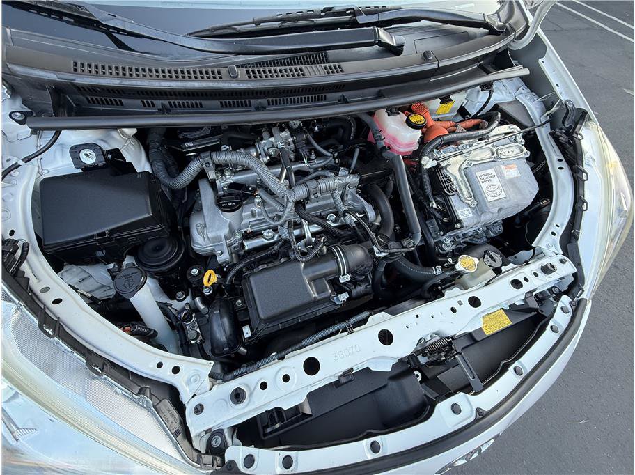 Used 2014 Toyota Prius C One image 19