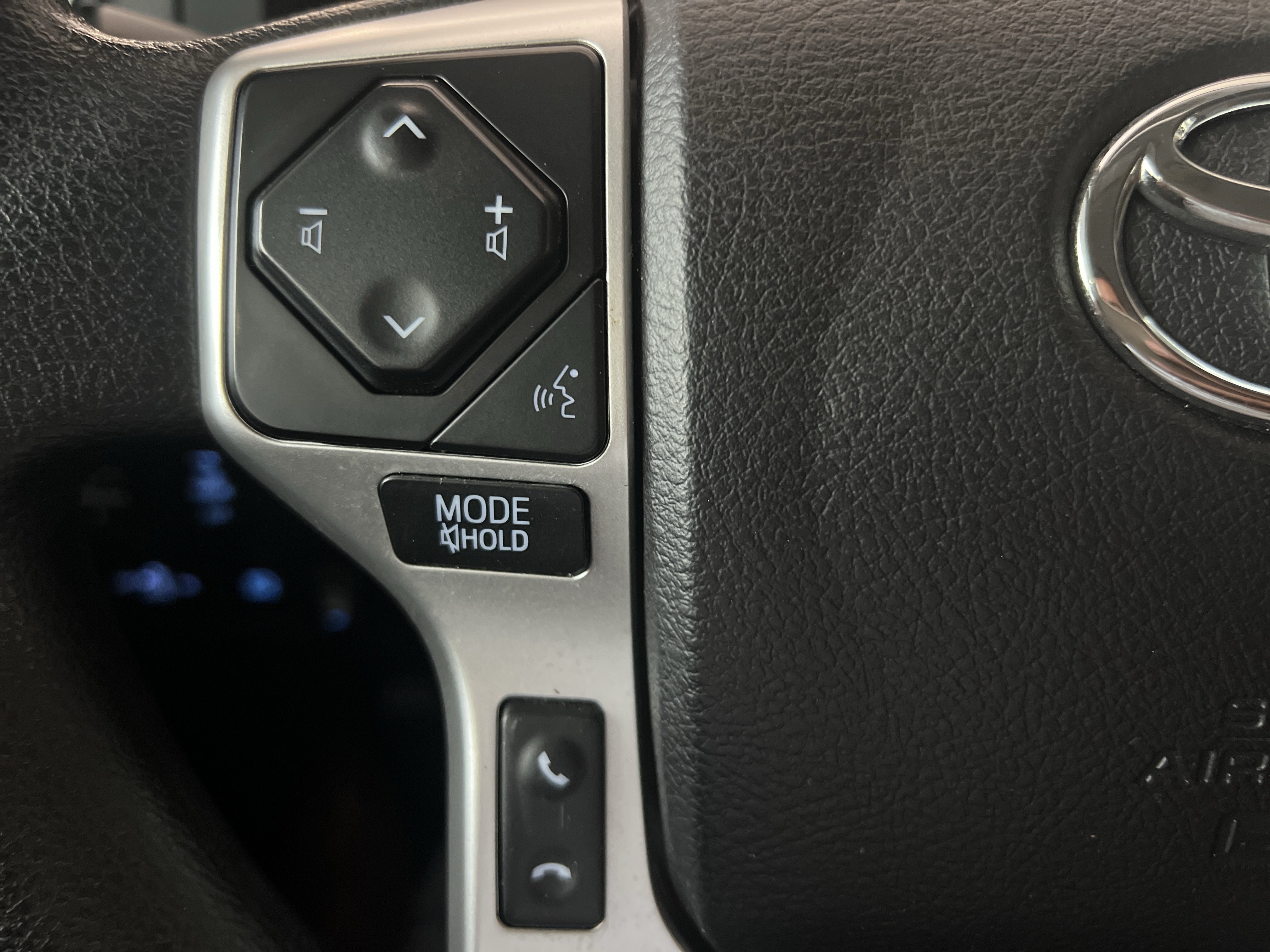 Used 2021 Toyota Tundra SR5 w/ TRD Sport Package AWD/4WD image 28