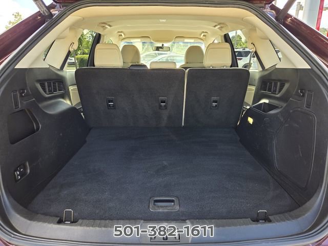 Used 2017 Ford Edge Titanium w/ Technology Package FWD image 16