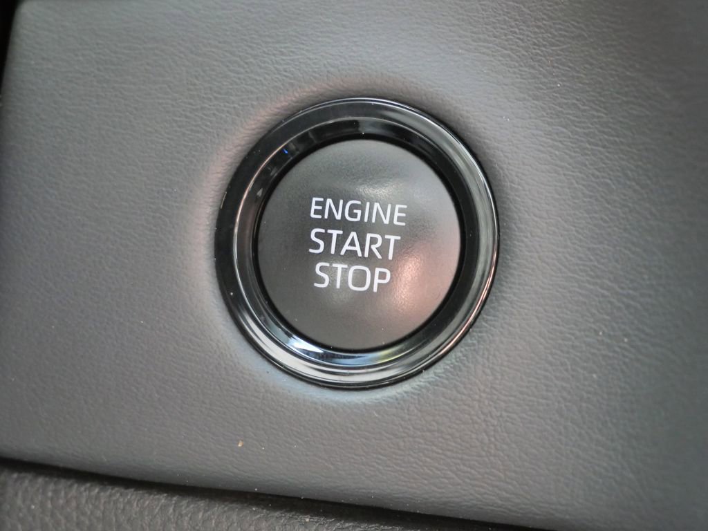 Used 2025 Toyota Tundra Platinum image 45