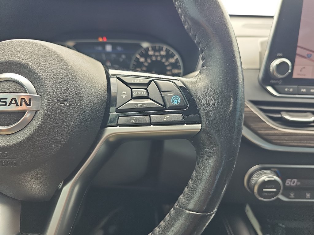 Used 2019 Nissan Altima 2.5 Platinum FWD image 18