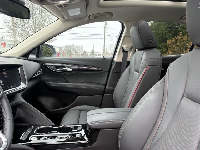 Used 2023 Buick Envision Essence w/ Technology Package I image 30