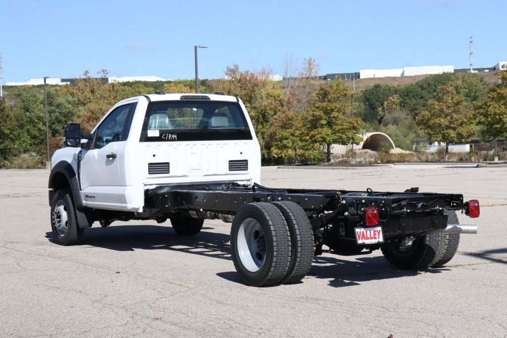 New 2026 Ford F550 2WD Regular Cab Super Duty image 5