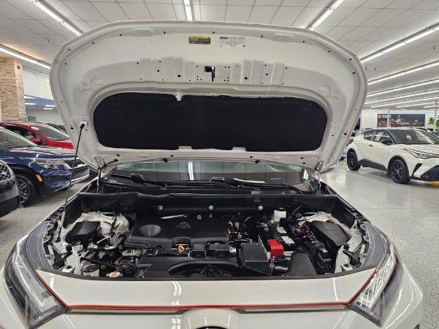 Used 2022 Toyota RAV4 XLE w/ Convenience Package FWD image 40