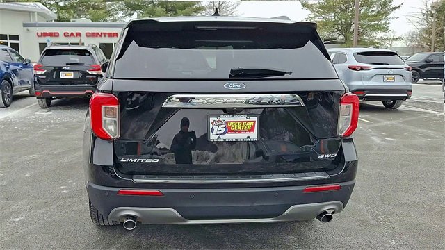 Used 2023 Ford Explorer Limited w/ Equipment Group 301A image 7