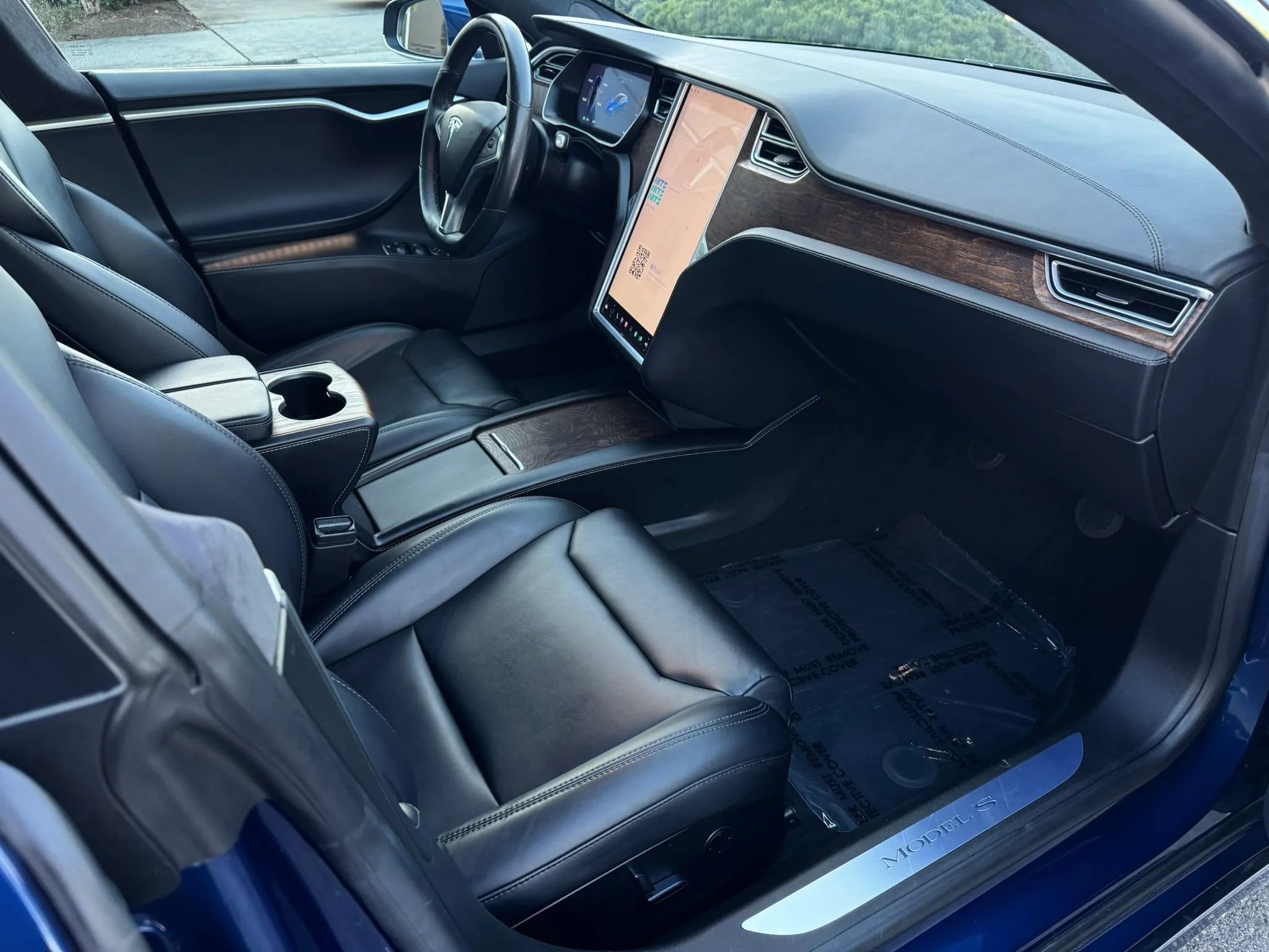 Used 2017 Tesla Model S 75D AWD/4WD image 29