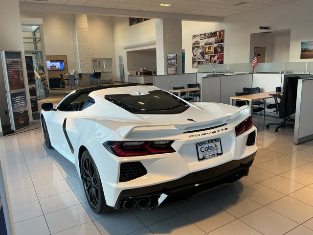 Used 2024 Chevrolet Corvette Stingray Coupe w/ Z51 Performance Package RWD image 6