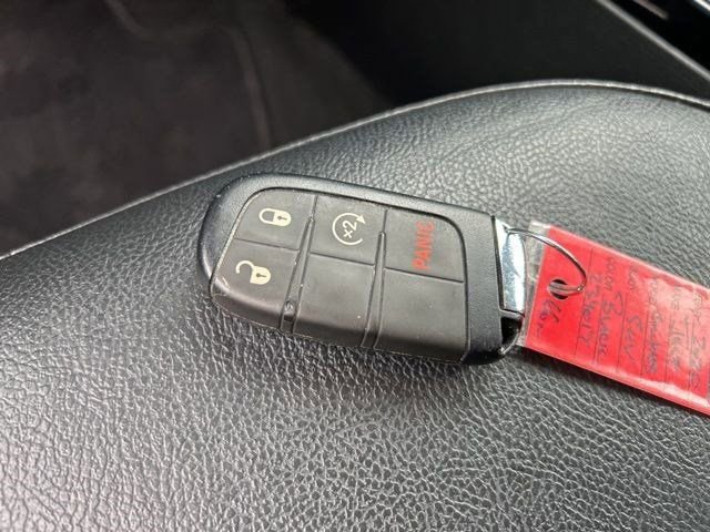 Used 2020 Jeep Compass Limited image 47